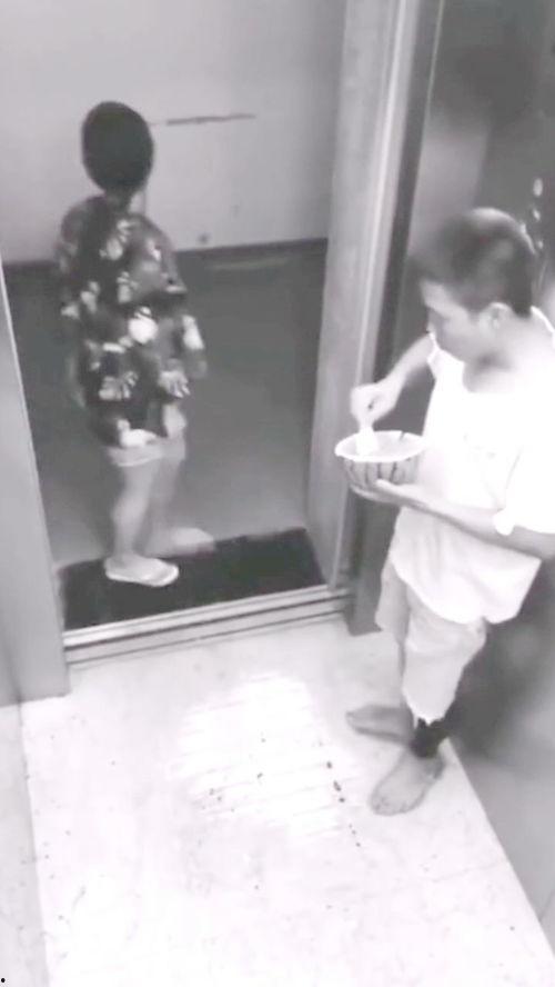 无辜的吃瓜少女,揭秘校园里的那些事儿